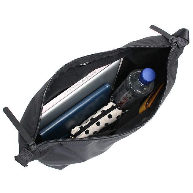【PORTER】バッグ 川久保玲がデザインした4型のバッグも登場。PORTERの