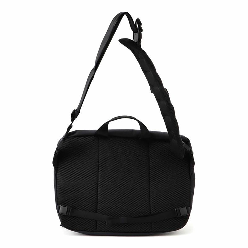 BRIEFING MFC ショルダーバッグ | TOZAI NANBOKUYA