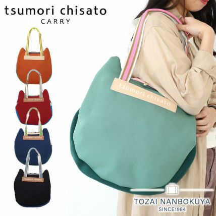 美品　正絹振袖フルセット　新品長襦袢　❤︎夢の世界のよう❤︎ 美品 振袖 フルセット 紫 青 百合 蝶々 梅の花 金彩 正絹 長襦袢