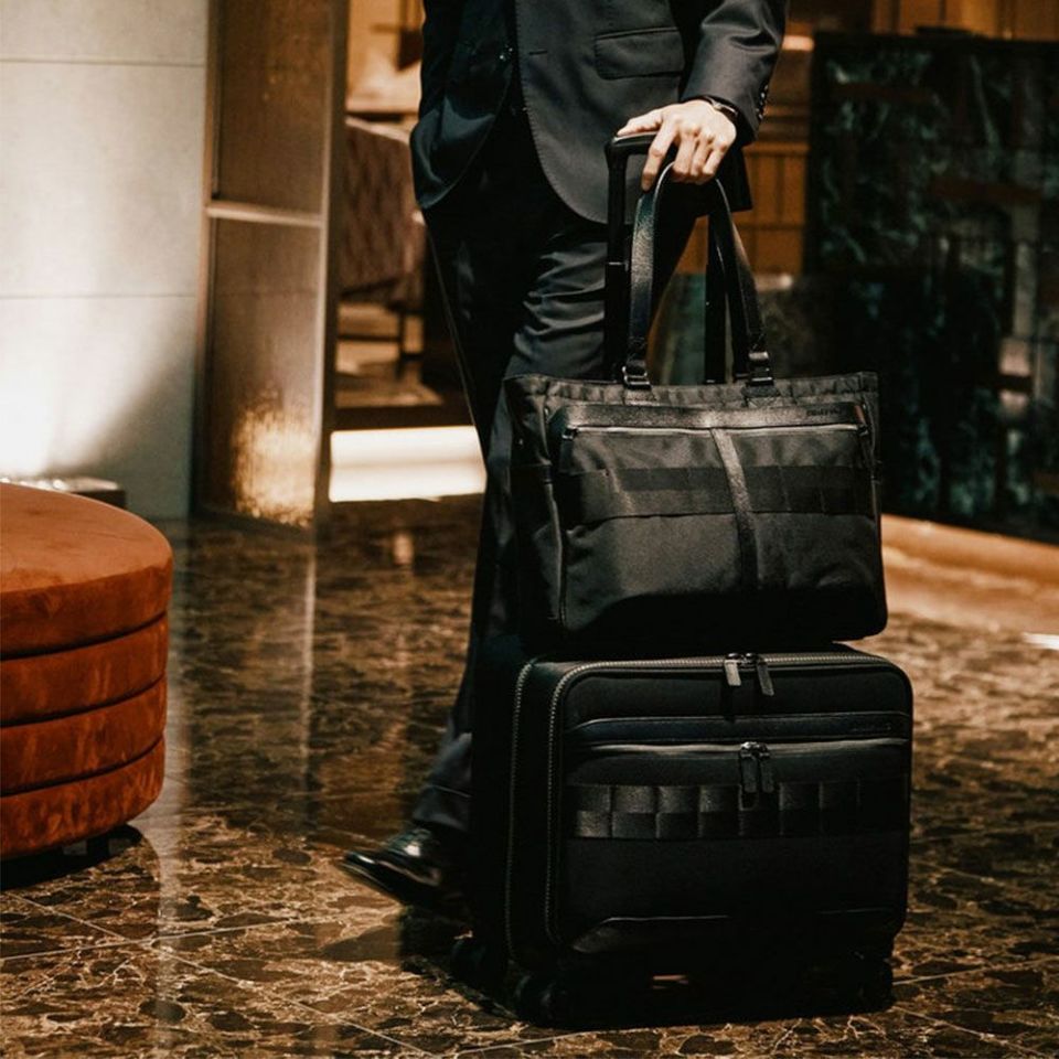 タイムセール20%OFF】BRIEFING フュージョン スーツケース | TOZAI