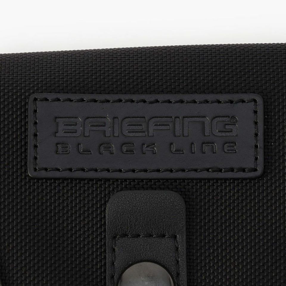 BRIEFING ブラックライン カードケース | TOZAI NANBOKUYA