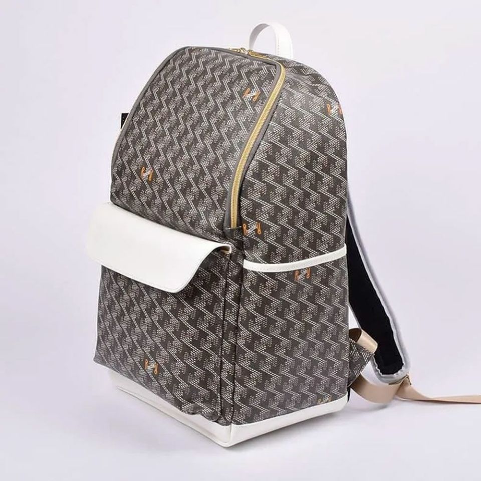 美品レザレクション ラルスNo.2 Gray バックパック Resurrection - LARUS No.2 (ラルス) / ブランド オリジナル