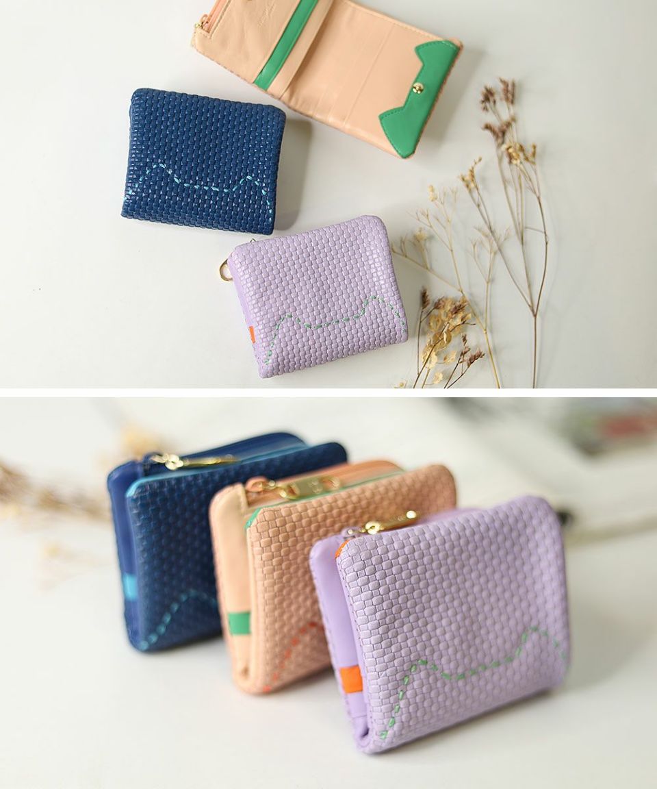 tsumori chisato CARRY エポネコメッシュ 二つ折り財布 | TOZAI NANBOKUYA